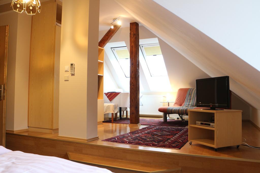Privatpension Lang Leibnitz Rom bilde